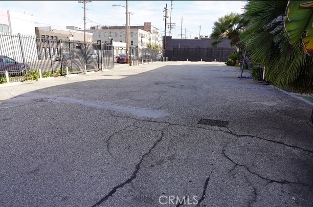New Commercial Parking Lot for Lease – Downtown Los Angeles
20 Private Parking Spots Available
Now leasing a secure and versatile private parking lot in the heart of Downtown Los Angeles.
Ideal for:
Valet operations
Private tenant parking
Off-site business parking
Pop-up events or activations
Availability:
Monday – Thursday: 24 hours
Friday & Saturday: 6:00 AM – 6:00 PM
Sunday: All day