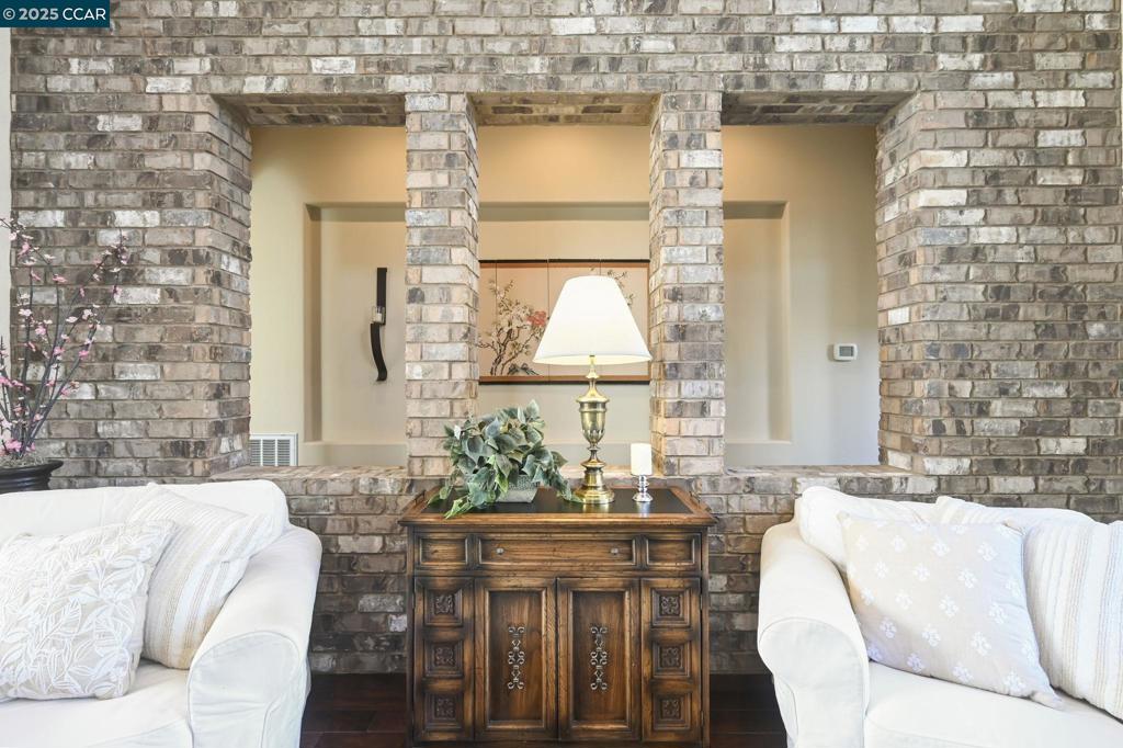 TRILOGY VINEYARDS - Residential