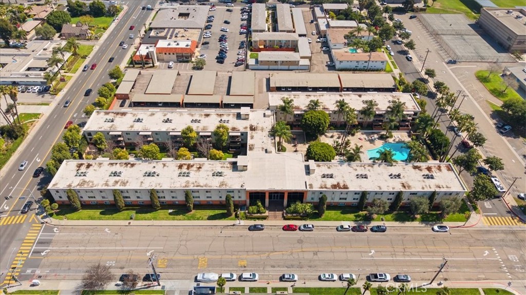 Club Acacia - Residential Lease