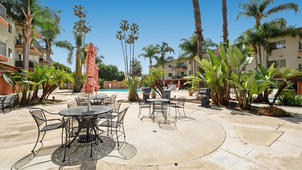 Club Acacia - Residential Lease