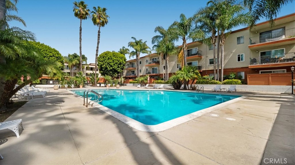 Club Acacia - Residential Lease