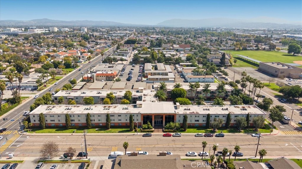 Club Acacia - Residential Lease