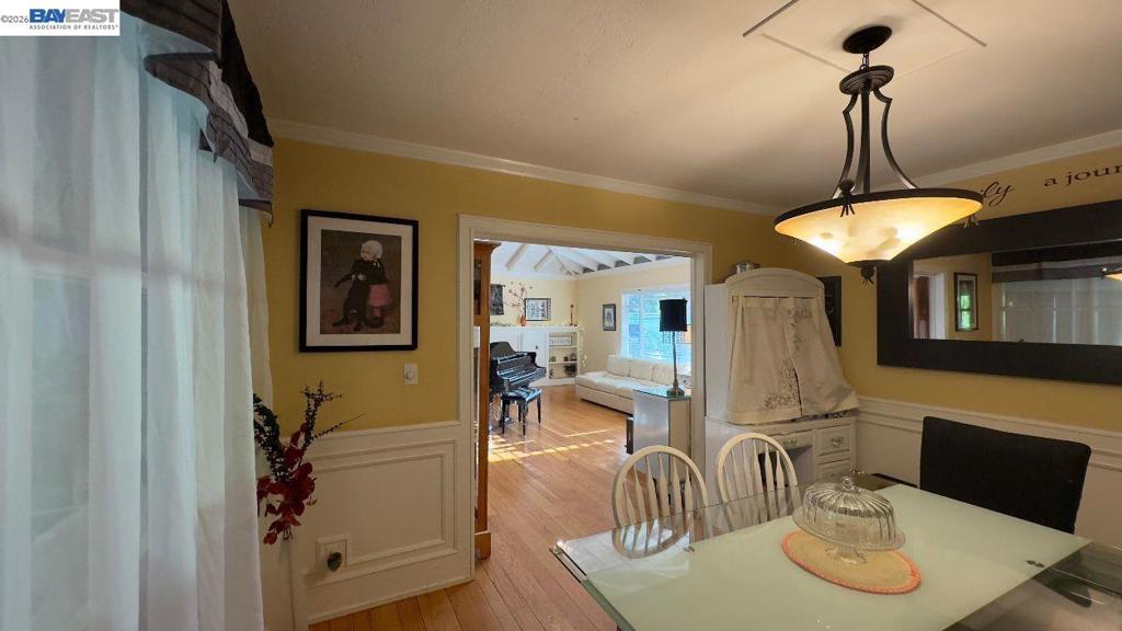 190 Alderwood Rd