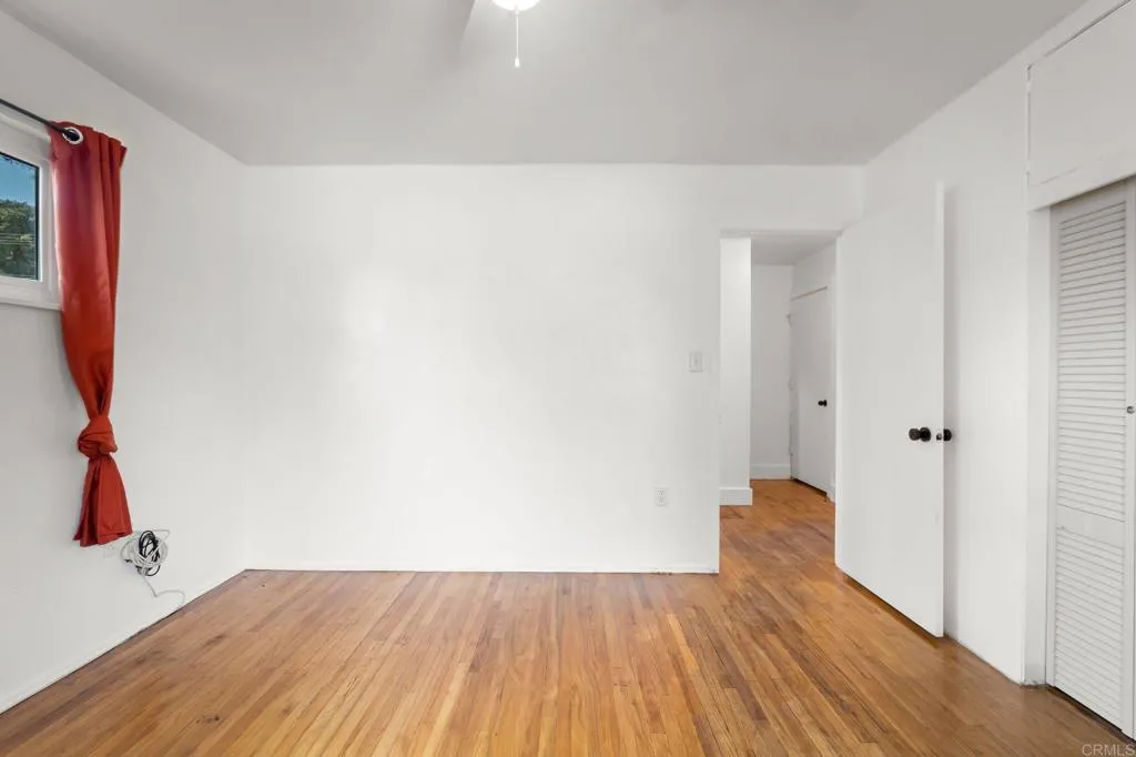 Escondido, California 92025, United States, ,Residential,Active,195921