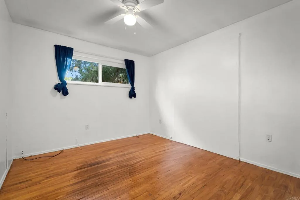 Escondido, California 92025, United States, ,Residential,Active,195921