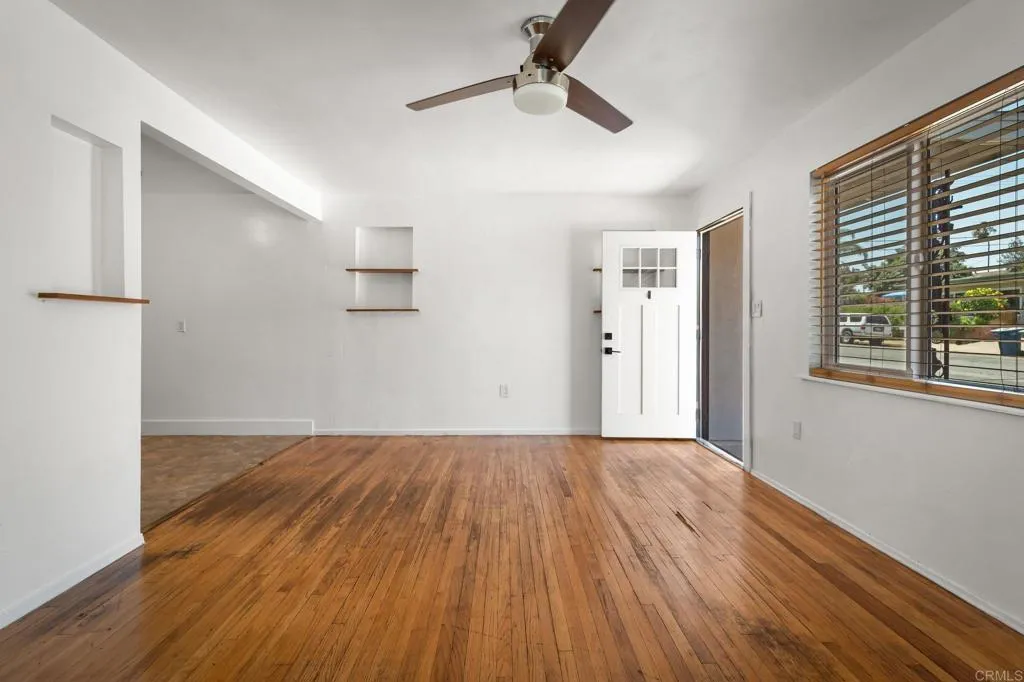 Escondido, California 92025, United States, ,Residential,Active,195921