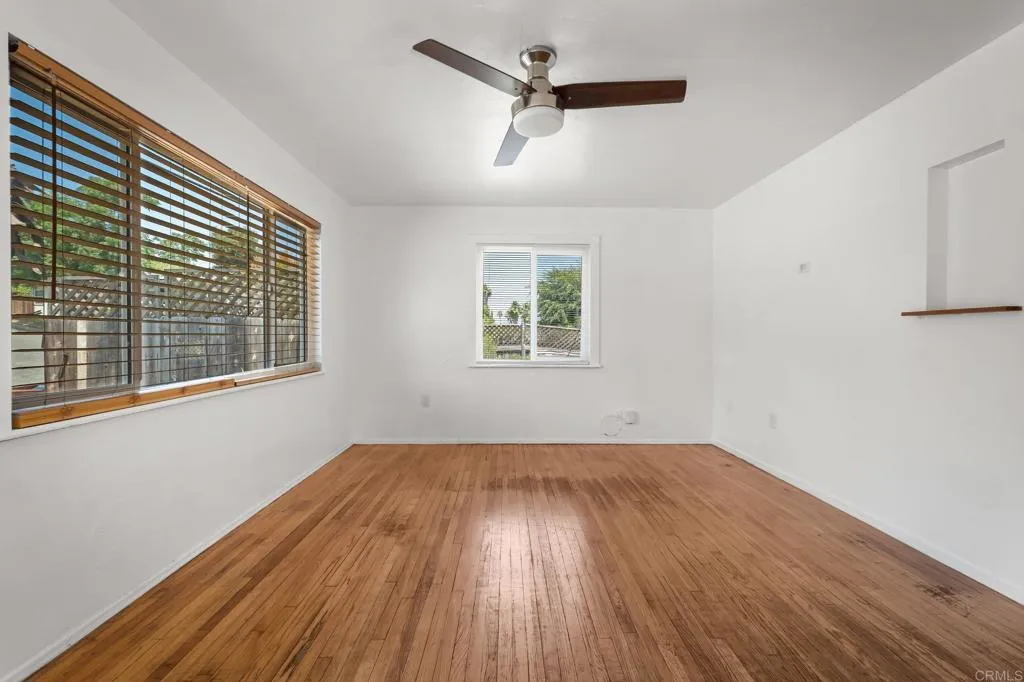 Escondido, California 92025, United States, ,Residential,Active,195921