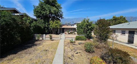 Photo of 231 E Walnut Ave, Monrovia, CA 91016 (MLS # CV26067905)