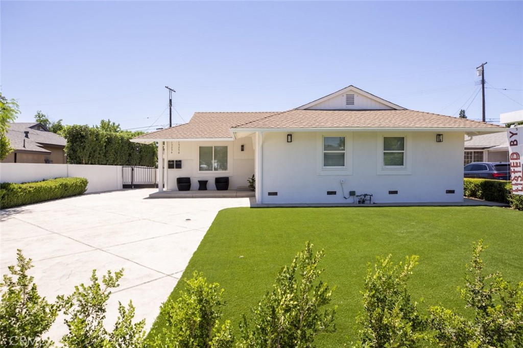 Properties 2 15256 Clymer Street