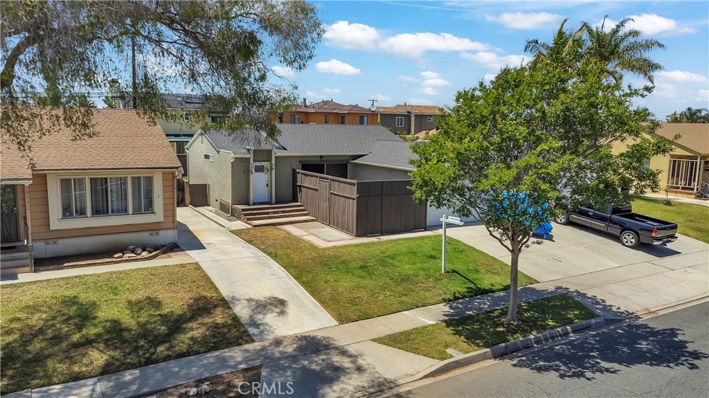 4443 Levelside Avenue