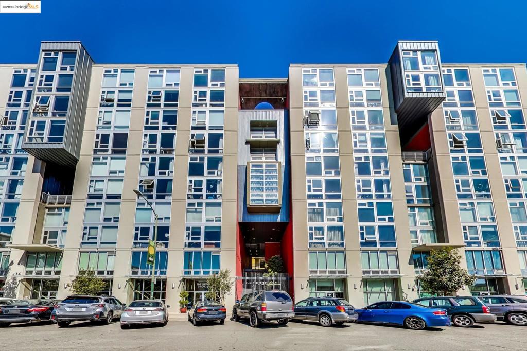 JACKLONDON - Residential Lease