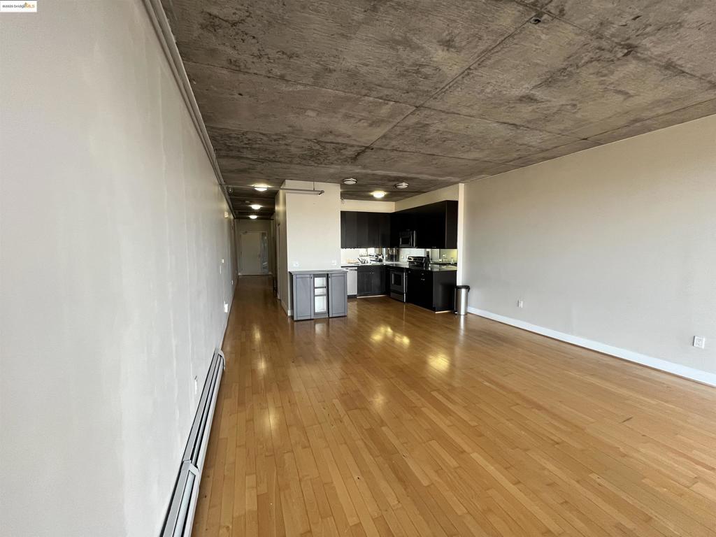 JACKLONDON - Residential Lease