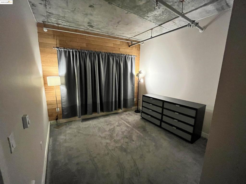 JACKLONDON - Residential Lease