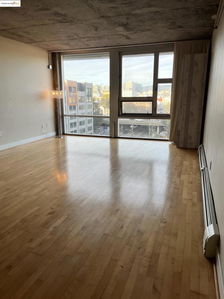 JACKLONDON - Residential Lease