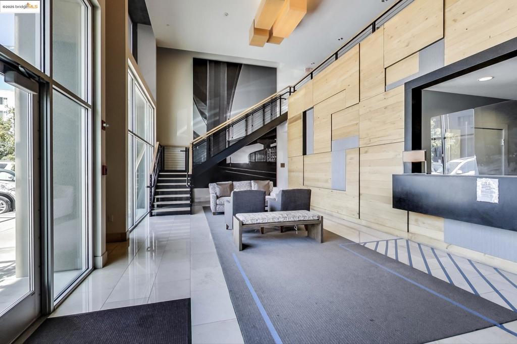 JACKLONDON - Residential Lease