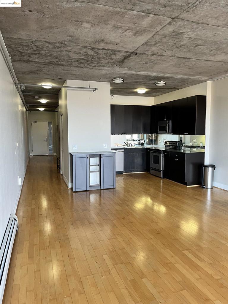 JACKLONDON - Residential Lease