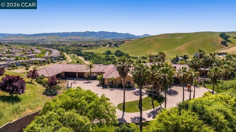 Photo of 1615 Lawrence Rd Rd, Danville, CA 94506 (MLS # 41140939)
