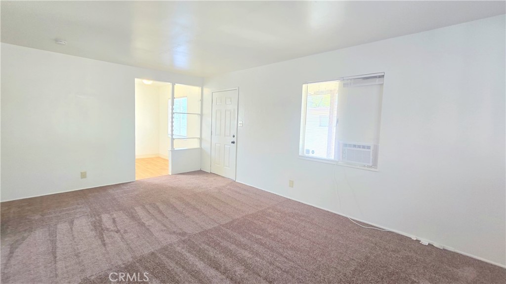 384 N 9th Avenue