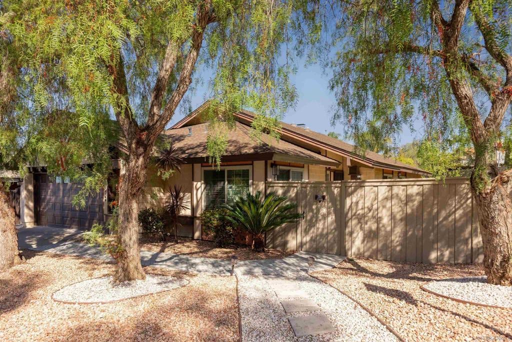 13148 Old West AVE