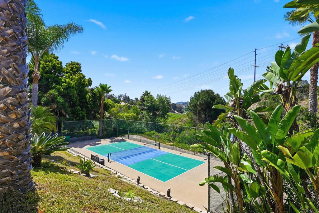 3267 Avenida De Loyola