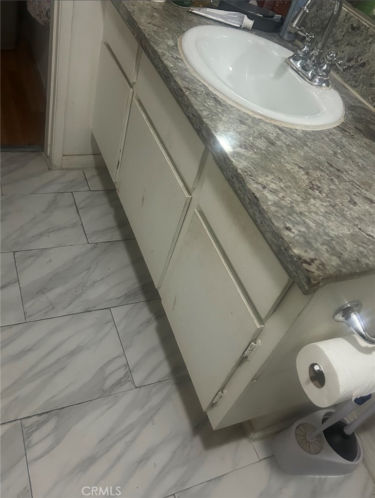 4595 California ave.