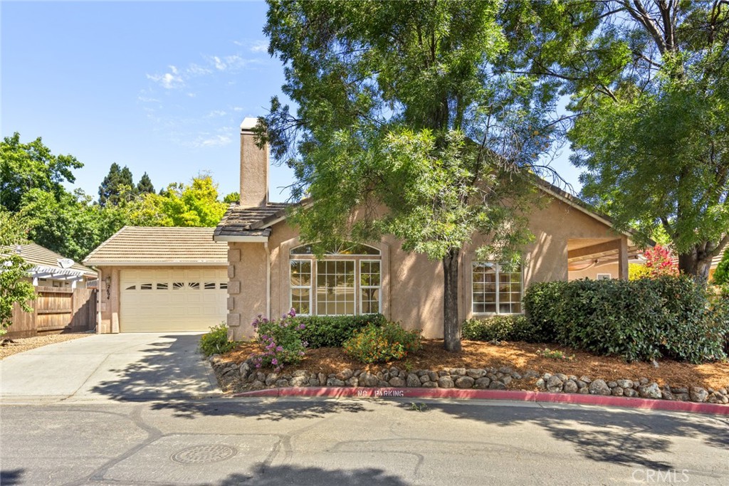 Charming Spacious home in Sought After 55+ Community.
Welcome to this well-maintained home nestled in a peaceful and beautifully landscaped 55+ Community. Light filled and inviting, this residence offers a thoughtful layout designed for comfort and convenience. The generous master suite is a true retreat, featuring two walk-in closets and enough space to comfortably accommodate a dedicated office or sitting area. The open dining area flows onto a lovely private patio, perfect for enjoying morning coffee or entertaining guests. Additional highlights include an oversized two-car garage, a spacious individual laundry room, and ample storage throughout. Residents enjoy tranquil walking paths around the lakes, offering the perfect blend of nature and community living.
Don't miss the opportunity to make this bright and welcoming home your own!!!