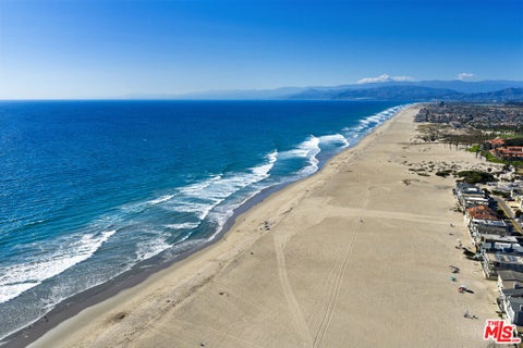 Tiny photo for 4532 La Brea Street, Oxnard, CA 93035 (MLS # 26873447)