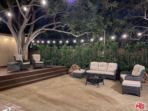 Photo of 447 Howland Canal, Venice, CA 90291 (MLS # 26832645)