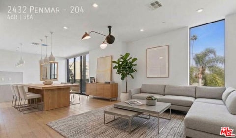 Photo of 2432 Penmar Avenue #204, Los Angeles, CA 90291 (MLS # 26988893)