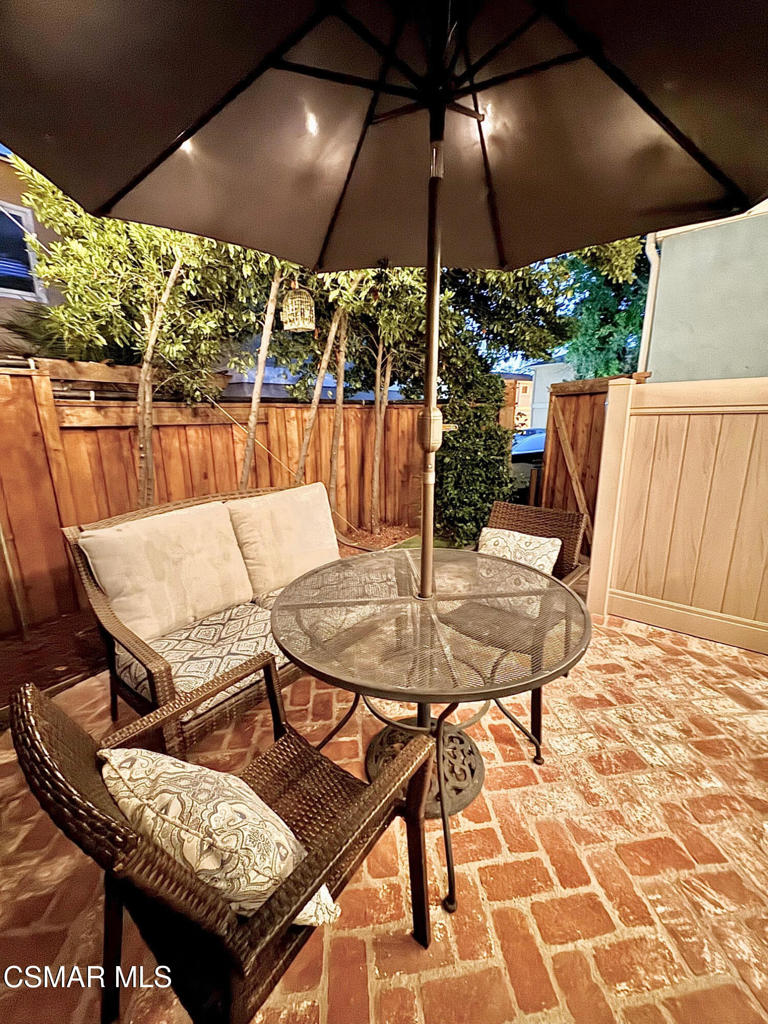 Lake Lindero Townhomes-891 - 891 - Residential