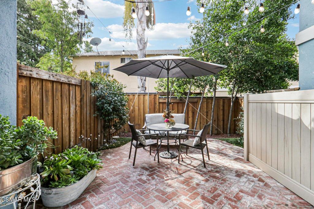 Lake Lindero Townhomes-891 - 891 - Residential