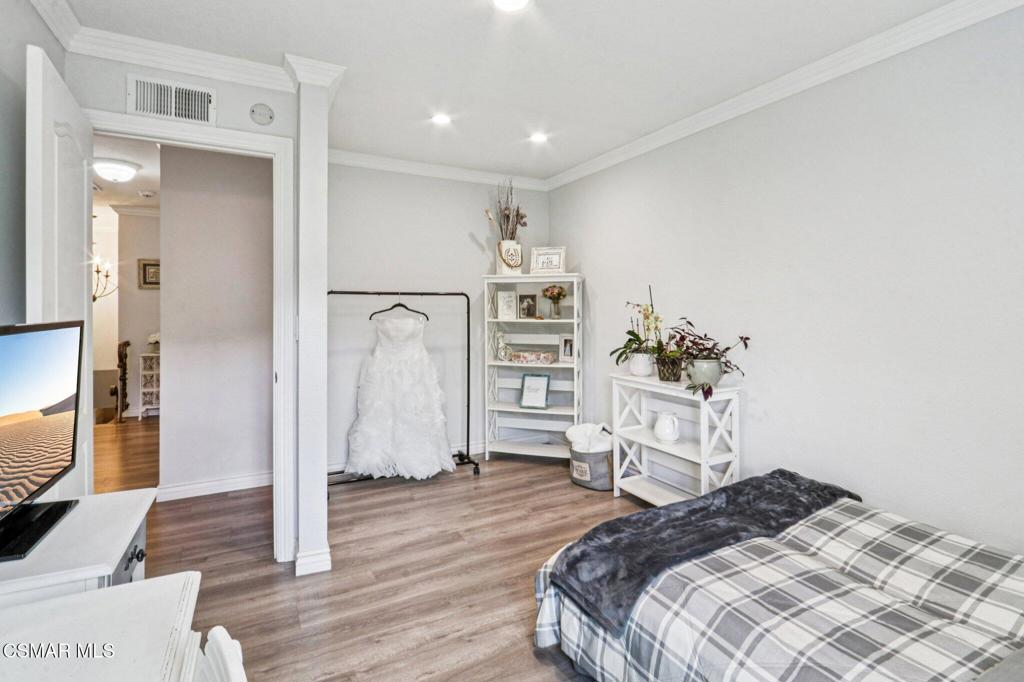 Lake Lindero Townhomes-891 - 891 - Residential