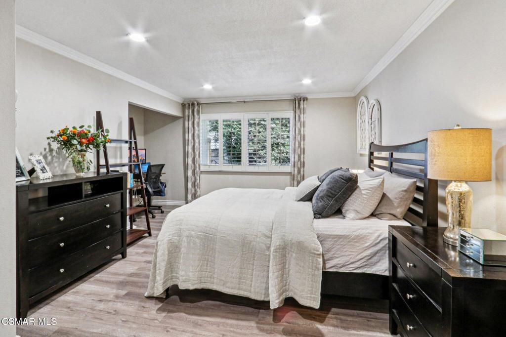 Lake Lindero Townhomes-891 - 891 - Residential