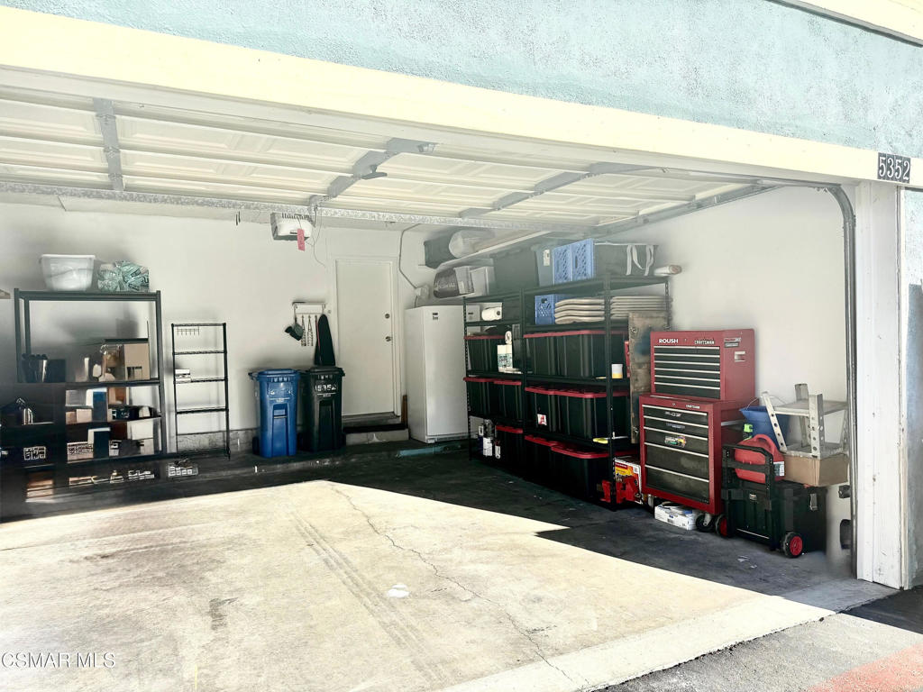 Lake Lindero Townhomes-891 - 891 - Residential