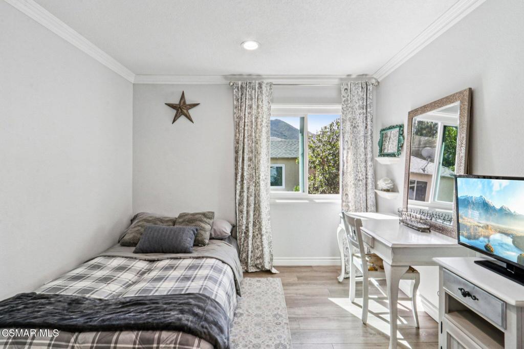 Lake Lindero Townhomes-891 - 891 - Residential