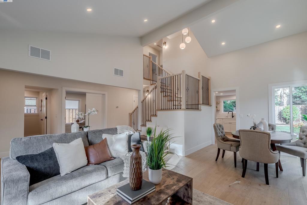 TOWN AND COUNTRY - Residential