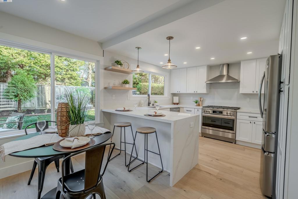 TOWN AND COUNTRY - Residential