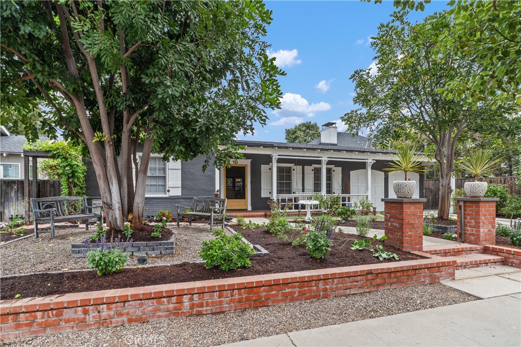 411 Edgewood Road