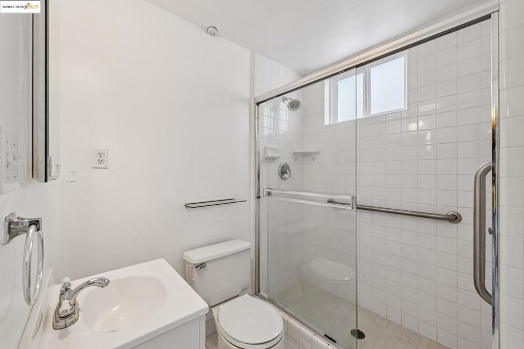 BERKELEY COUNTRY - Residential