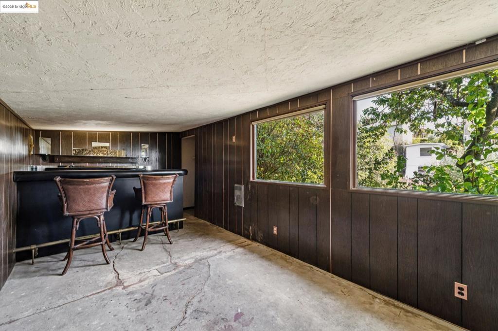 BERKELEY COUNTRY - Residential