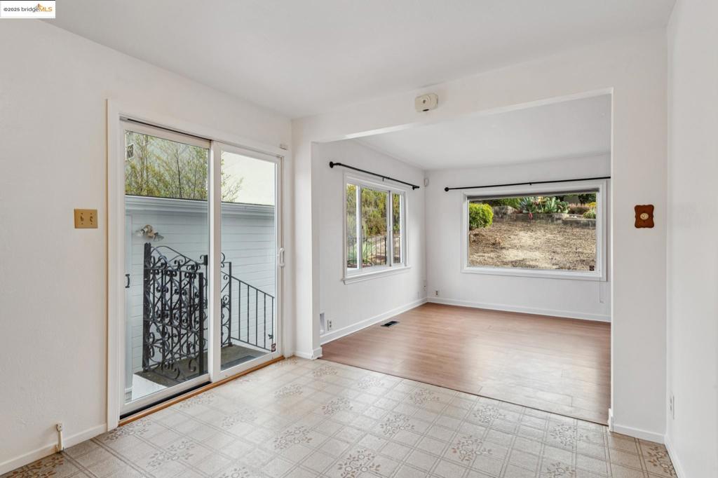 BERKELEY COUNTRY - Residential