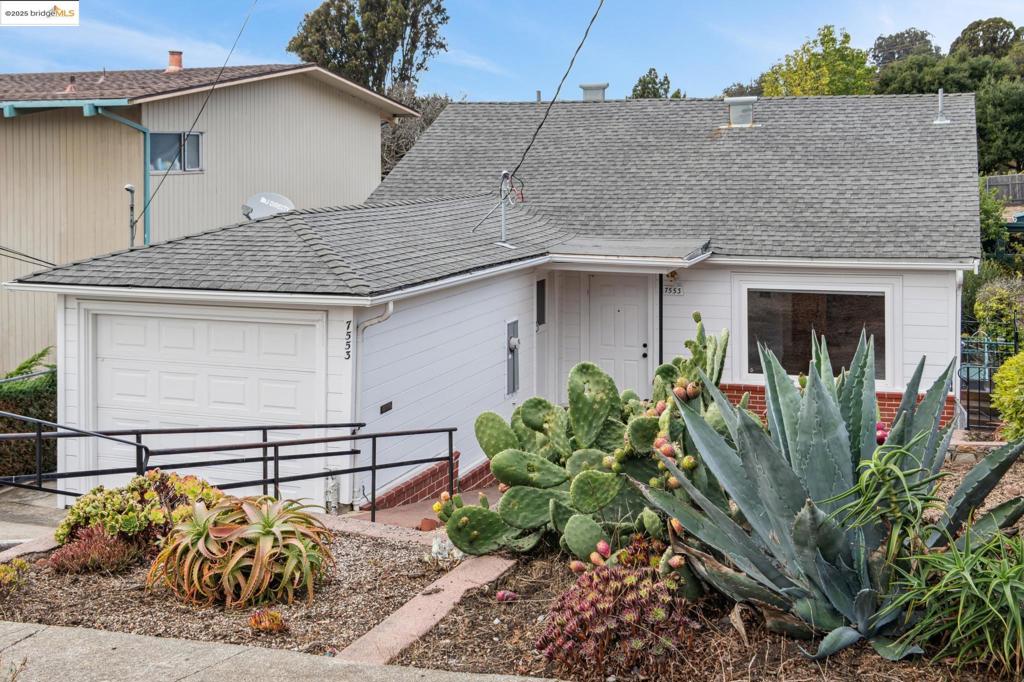 BERKELEY COUNTRY - Residential