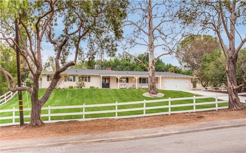 Photo of 16 Silver Saddle Lane, Rolling Hills Estates, CA 90274 (MLS # PV25191057)