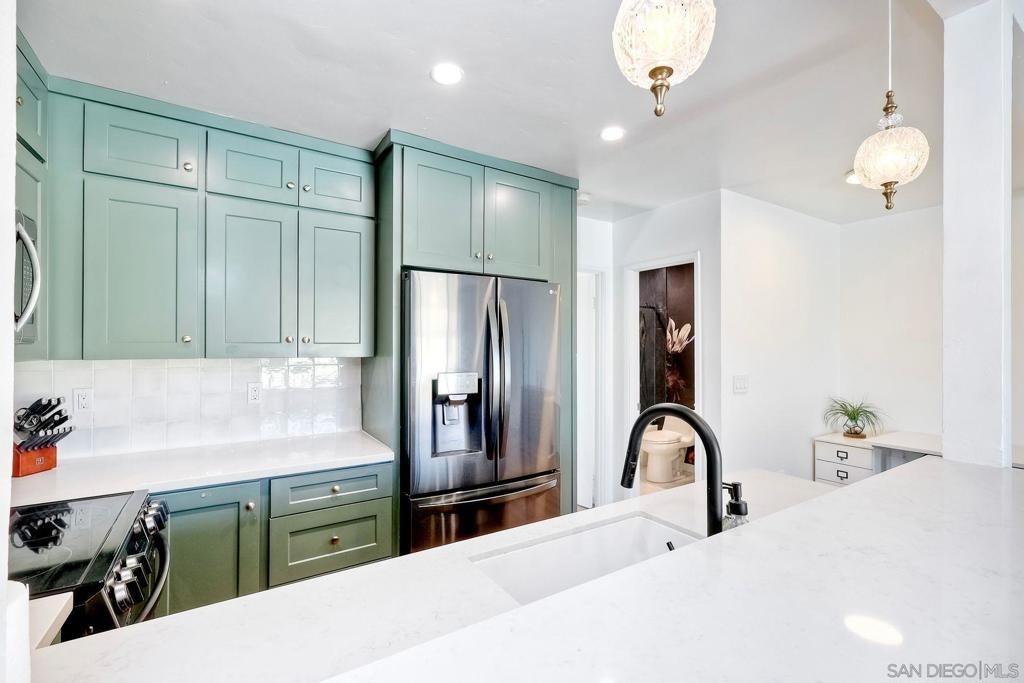 4230 Copeland Avenue Unit #6