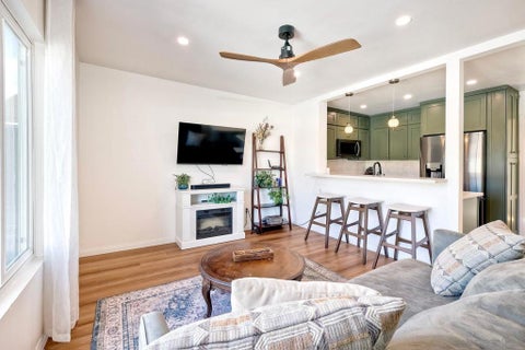 Tiny photo for 4230 Copeland Avenue AVE #Unit 6, San Diego, CA 92105 (MLS # 260025168SD)