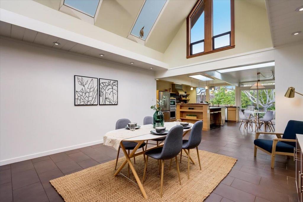 3391 Thomas Drive