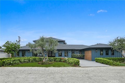 Photo of 9363 Dinsdale Street, Downey, CA 90240 (MLS # PW25128680)