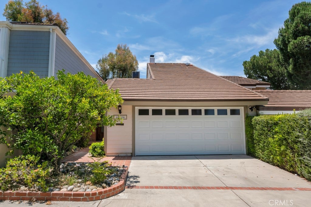 32124 Beachlake Lane, Westlake Village CA 91361
