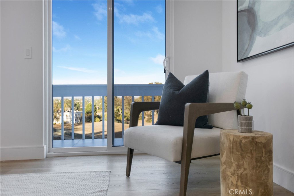 El Niguel Terrace (ENT) - Residential