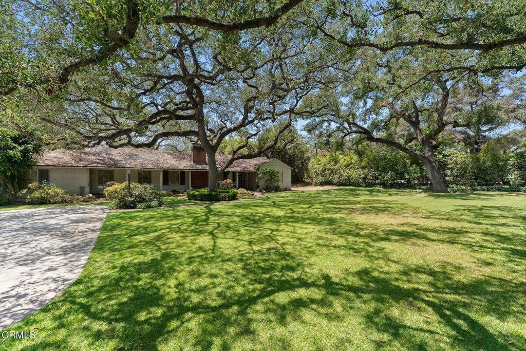 300 W Orange Grove Avenue
